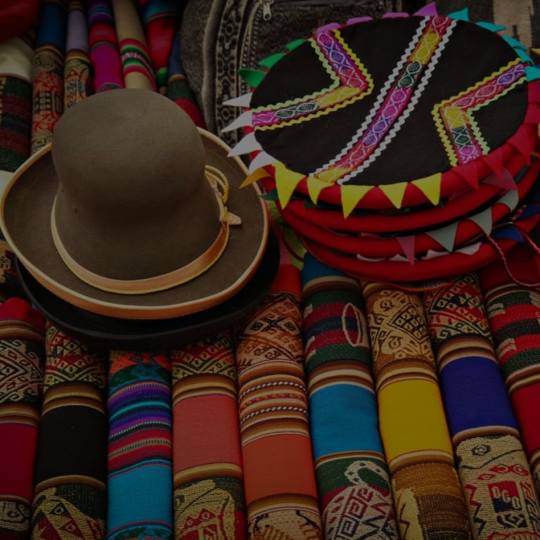 Peruvian Colors - Pisac Market SQ