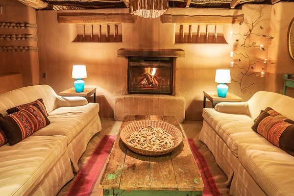 Awasi-Atacama-Lobby-Lounge