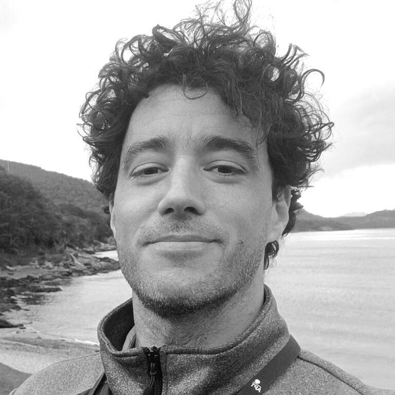 CHILE-Santiago-Pintos-Profile-Photo