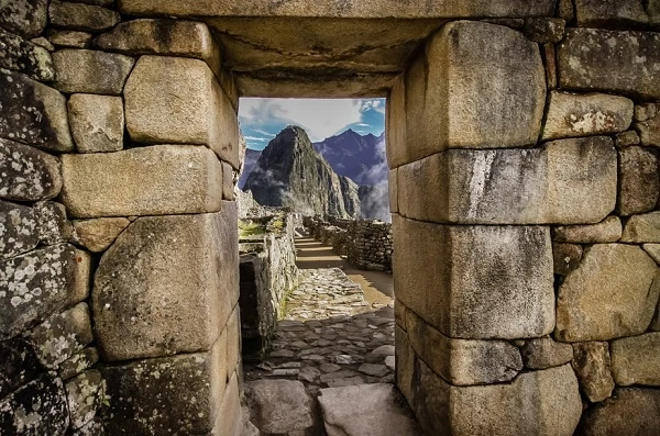 Huayna-Picchu-from-Machu-Picchu