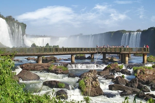 Iguassu-Falls-Brazil-and-Argentina