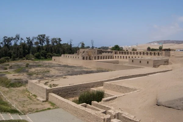 Archaeological-Tour-of-Peru-5-600x400-1