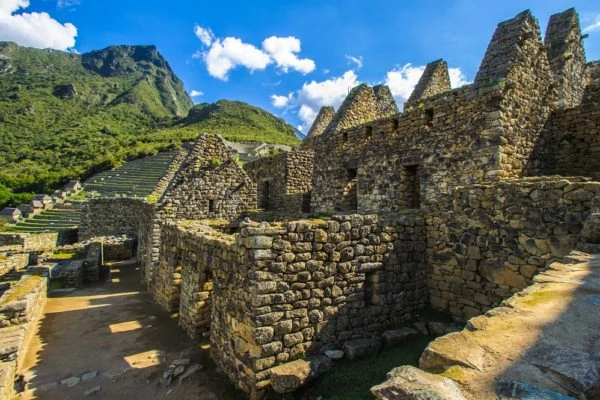Archaeological-Tour-of-Peru-7-600x400-1
