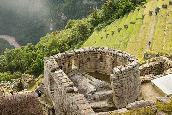 Inca-Temple-of-the-Sun-Machu-Picchu