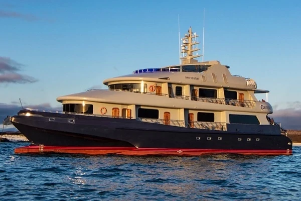 Luxury-Galapagos-Vacation-Packages