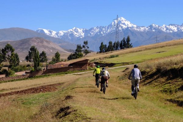 Mountain-biking-tours-in-Peru-1-600x400-1