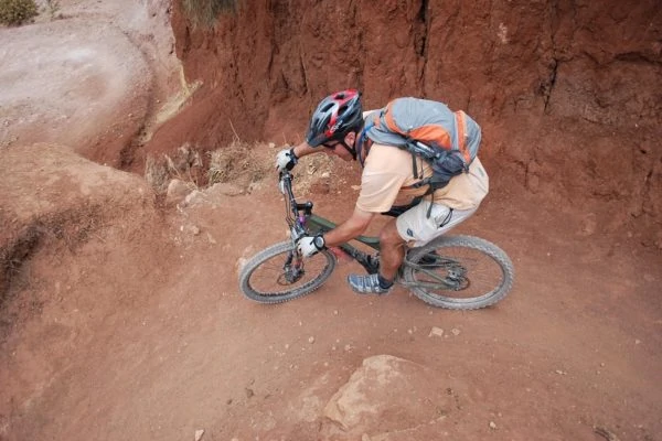 Mountain-biking-tours-in-Peru-5-600x400-1