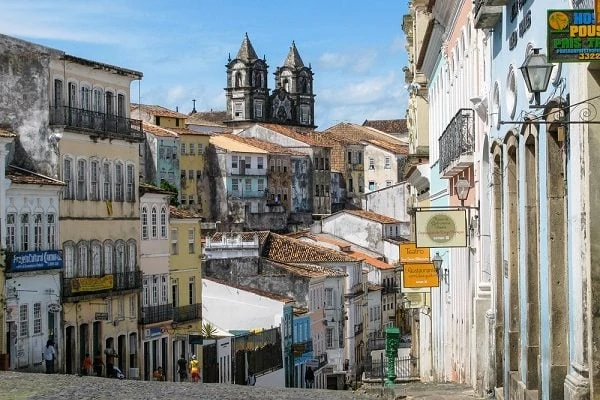 Old-Town-of-Salvador-de-Bahia-Brazil-600x400-1