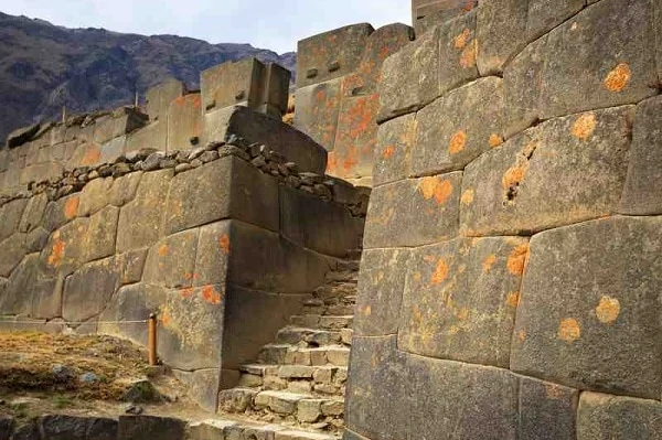 Ollantaytambo-Ruin-the-Sacred-Valley-1