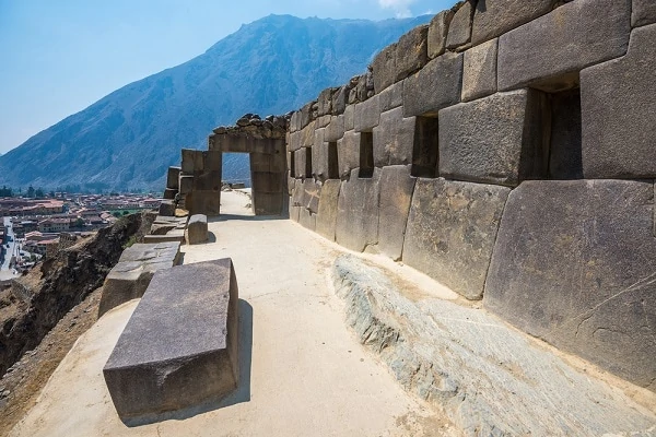 Ollantaytambo-Ruins-Sacred-Valley