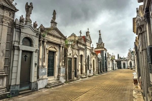 Recoleta-Cemetery-Luxury-Argentina-Vacations