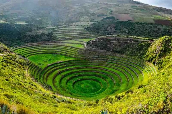 Ruins-of-Moray-Sacred-Valley-Peru-600x400-1