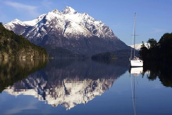 Yacht-Bariloche-2-Al