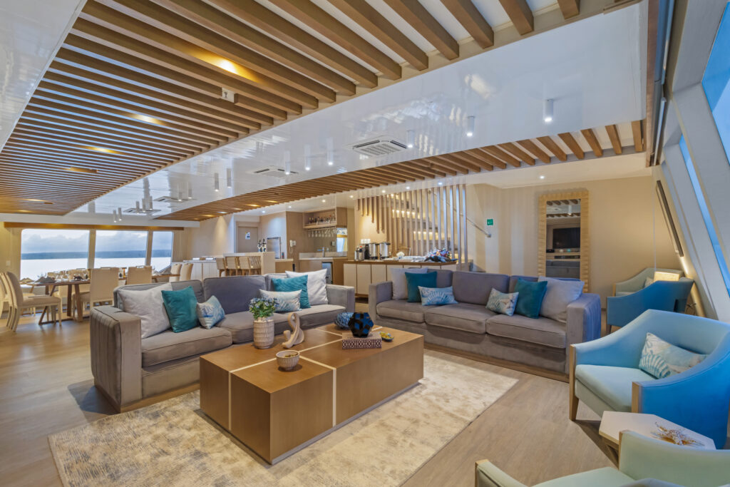 endemic-lounge-dining2-scaled