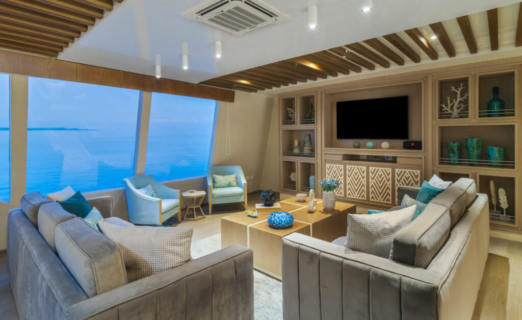 endemic-lounge-dining5-scaled