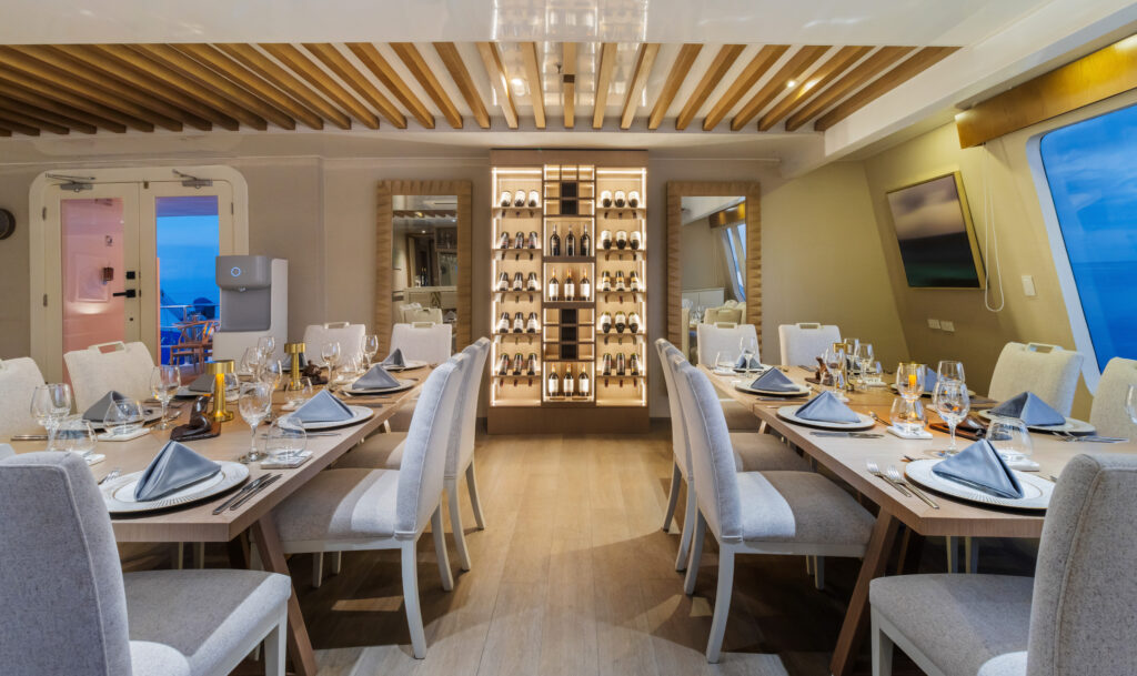 endemic-lounge-dining7-scaled